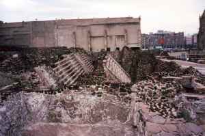 ancient Aztec religion temple
